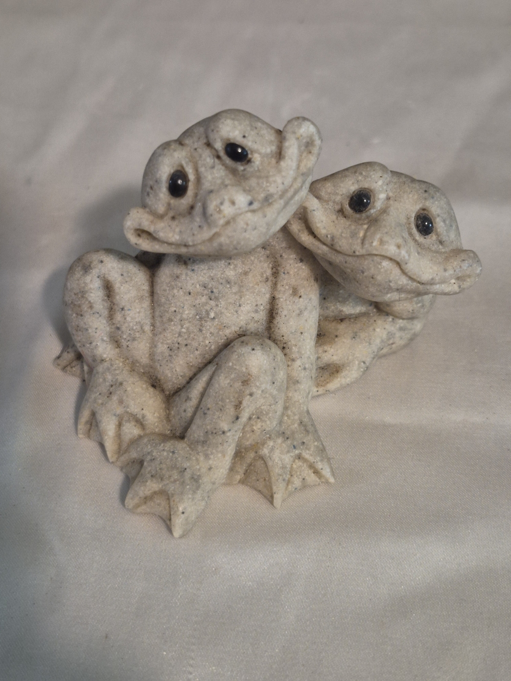Quarry Critters Fric & Frac Stone Frog Statue